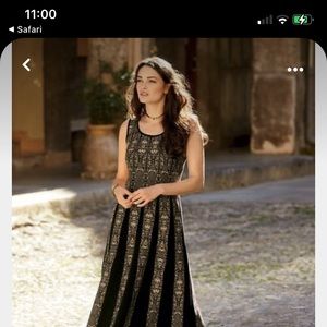 Looking to purchase this dress